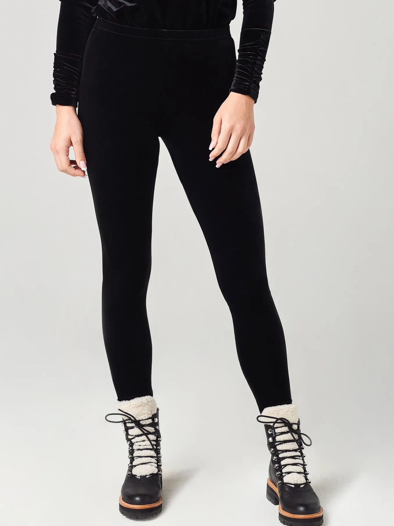 Sno Skins. Velvet Legging.