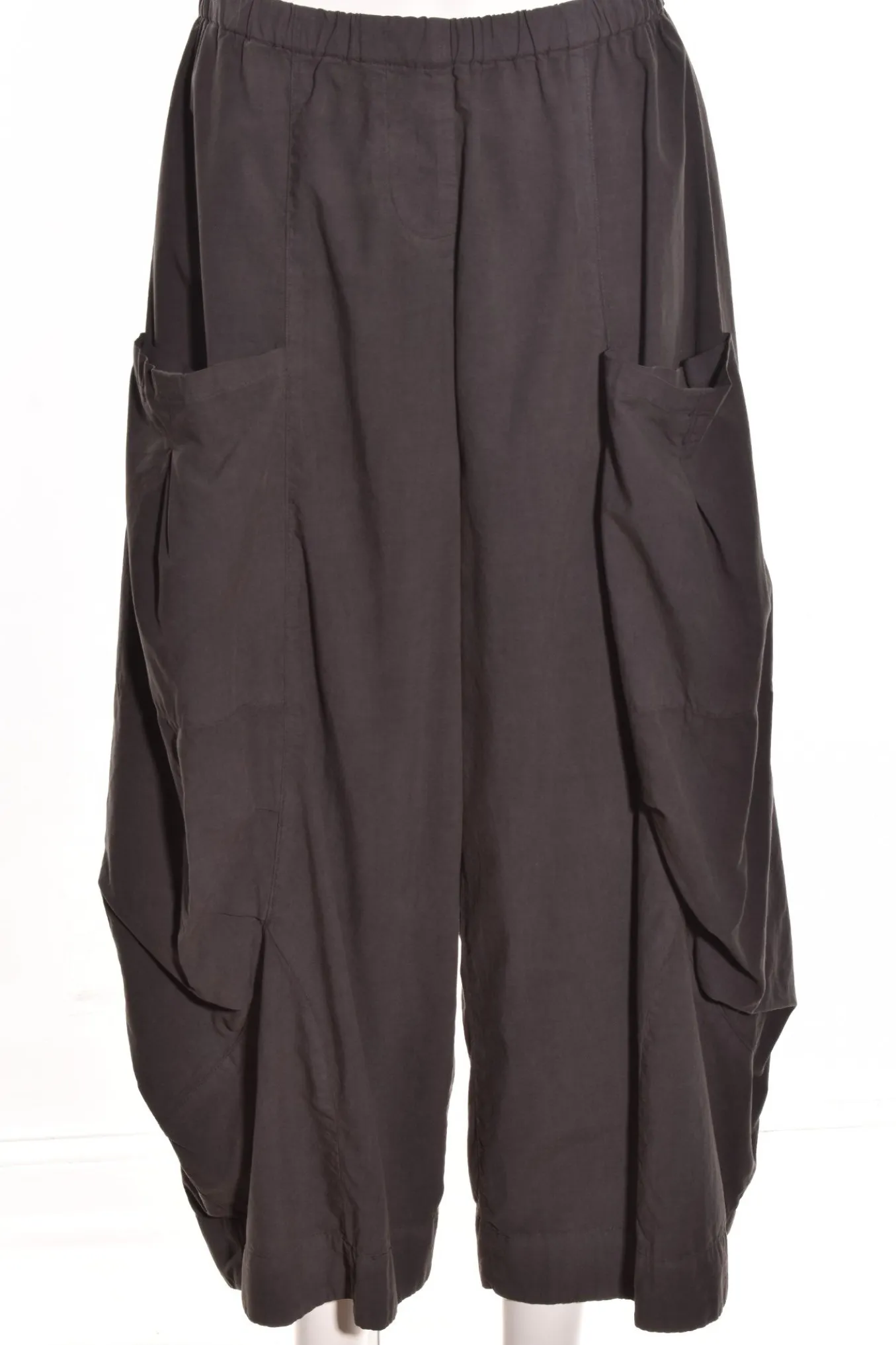 Gerties. Eleven Stitch Design. Double Pocket Pant.