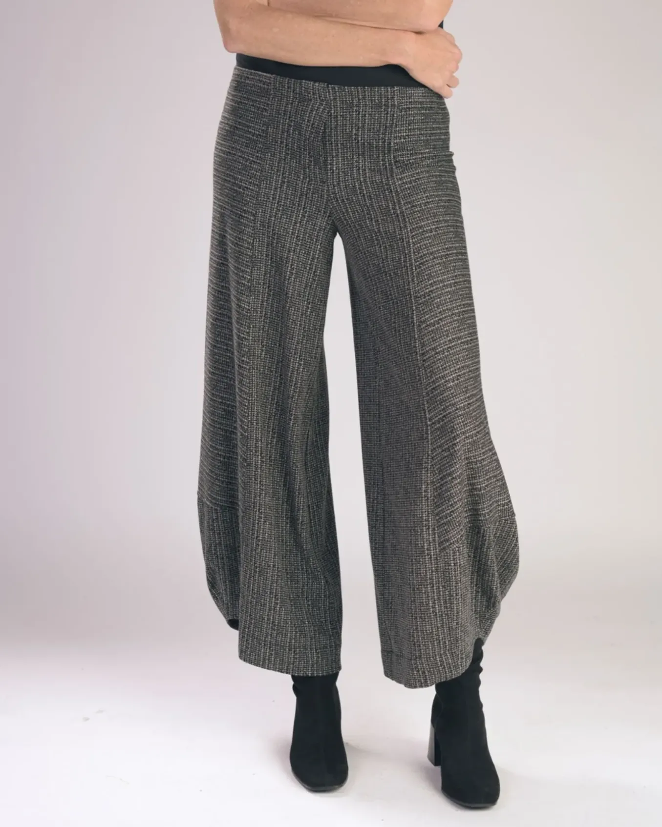 Alembika. Punto Pant.